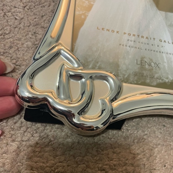 Lenox Wedding Promises 5x7 frame new in box - Picture 4 of 10